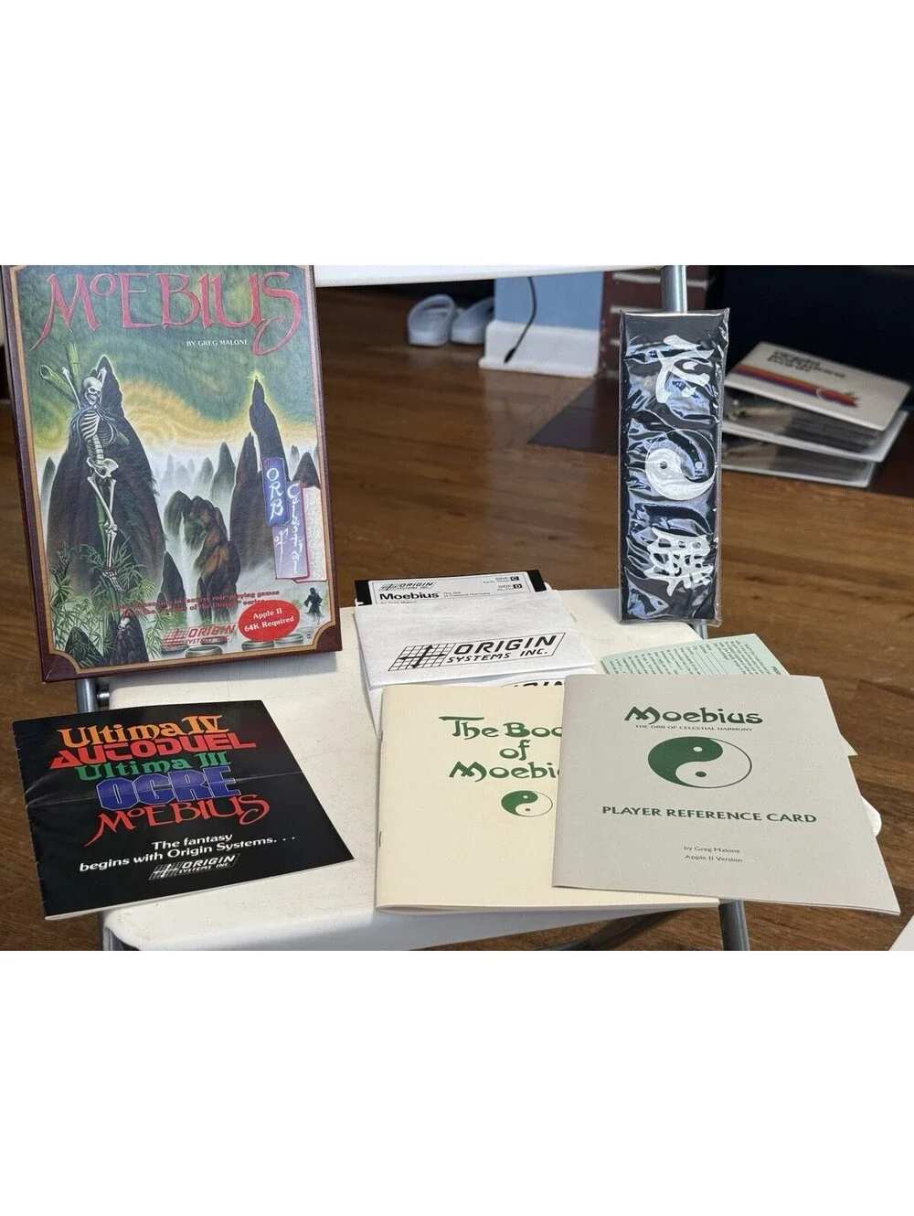 Moebius Commodore 64 Origin Systems Books Poster Game Complete( Untested)